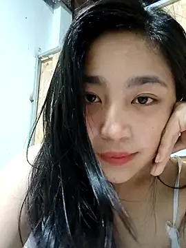 MayaLady – webcam model profile photo Image 4