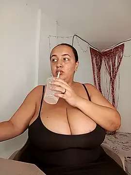 Miss-boobs Image 18