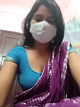 MaraEverly – webcam model profile photo Image 17