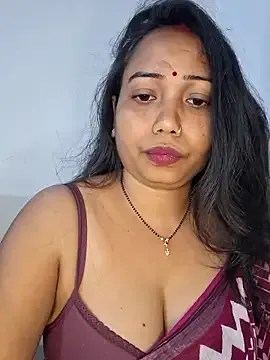 MollyBoston – webcam model profile photo Image 3