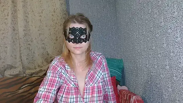 ChloeCerisse – webcam model profile photo Image 2