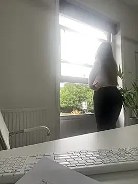 AyshaConnor – webcam model profile photo Image 19