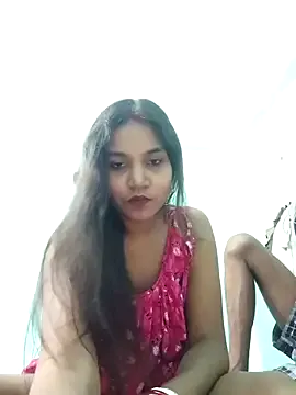 LaraOlson – webcam model profile photo Image 4