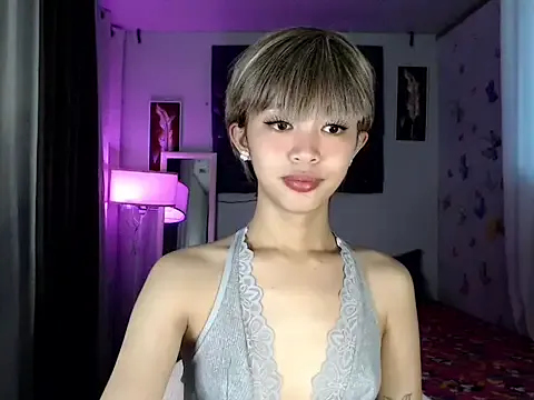 Liza_risky – webcam model profile photo Image 4