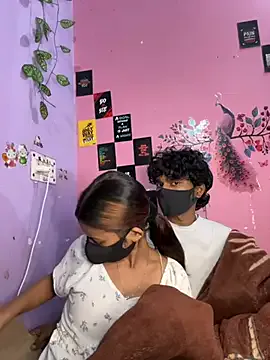 Scarlett – webcam model profile photo Image 3