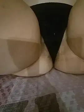 MollyTurbay – webcam model profile photo Image 3