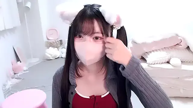 AlisonColemans – webcam model profile photo Image 3