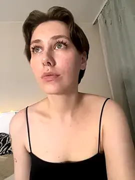 DoriDeluxe66 – webcam model profile photo Image 18