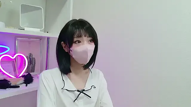momochan_777 Image 5
