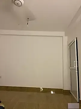 LovelyLydia – webcam model profile photo Image 18