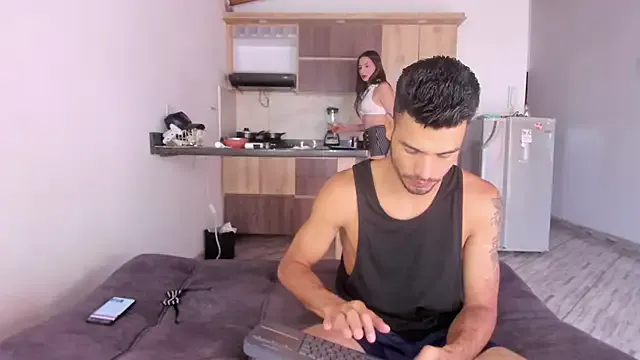 MiraKova – webcam model profile photo Image 15