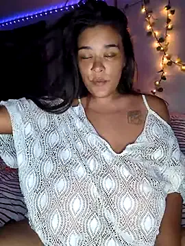 LaraOlson – webcam model profile photo Image 17