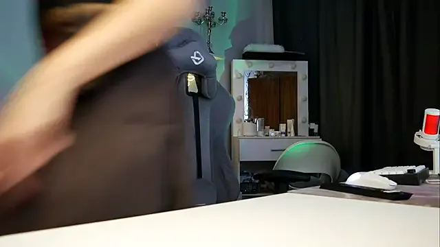 MrsTenderBeast Image 3