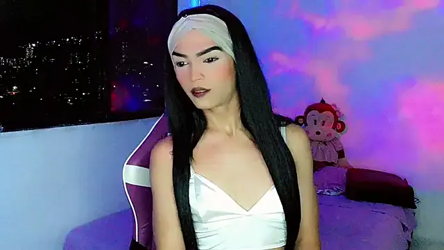 super-party – webcam model profile photo Image 8