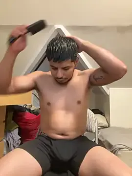 suchka-black- – webcam model profile photo Image 4