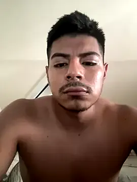 suchka-black- – webcam model profile photo Image 6