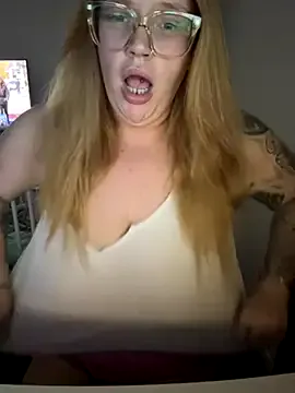 RoxyBuch – webcam model profile photo Image 10