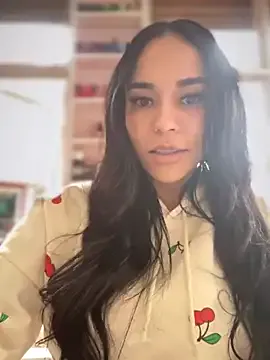 LiaWells – webcam model profile photo Image 12