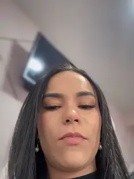 LiaWells – webcam model profile photo Image 4