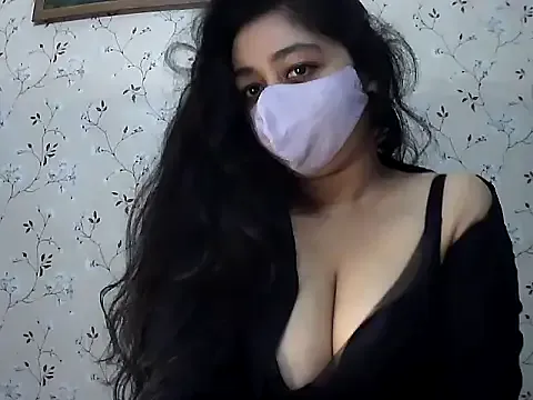 Alirawrz – webcam model profile photo Image 19