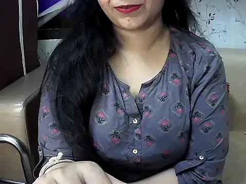 Alirawrz – webcam model profile photo Image 7