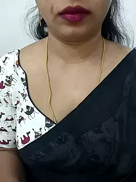 Nanditha26 Image 13