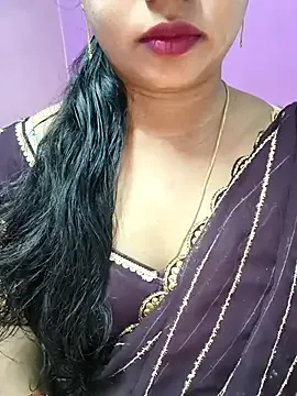 Nanditha26 Image 3