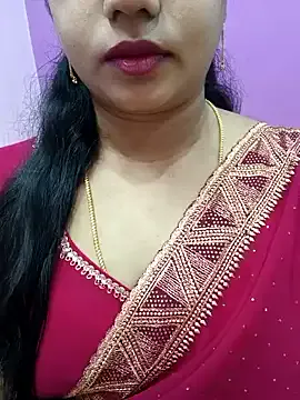 Nanditha26 Image 5