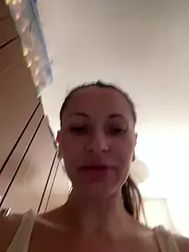 Natalie_bigass Image 16