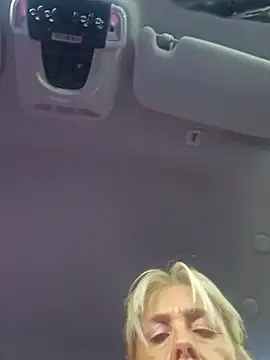 KendalVoos – webcam model profile photo Image 18