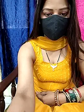 Kenzie – webcam model profile photo Image 7