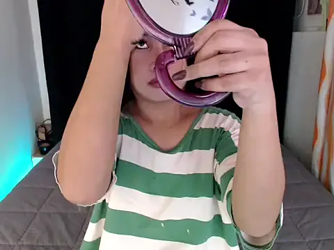 daddySgirl9 – webcam model profile photo Image 12