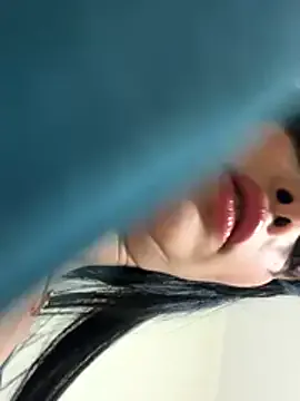 CatalinaDalessio – webcam model profile photo Image 10