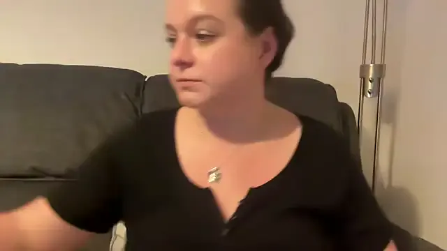 NaughtyWifeUK Image 10