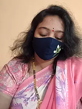 neelu-hoty Image 6