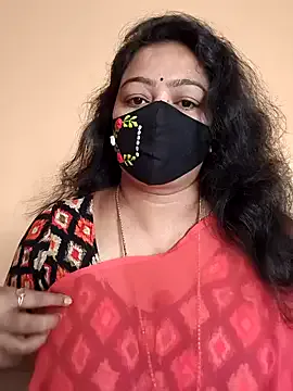 neelu-hoty Image 9