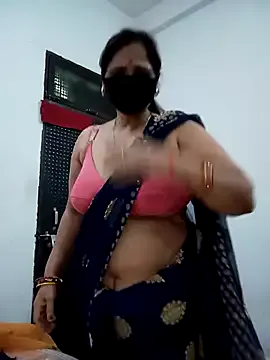 Neha-Bhabhi-Rasily Image 12