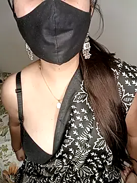 neha_rohan12 Image 2