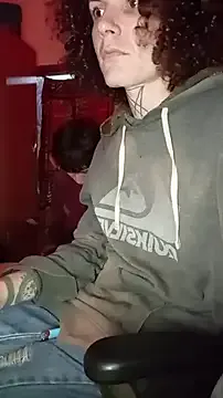 CrystalBarlow – webcam model profile photo Image 12