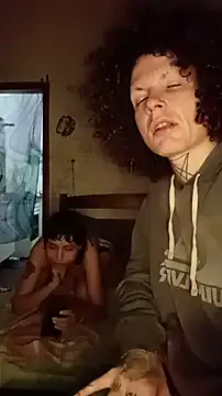 CrystalBarlow – webcam model profile photo Image 15