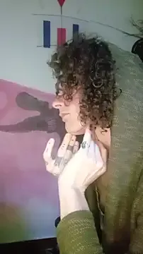 CrystalBarlow – webcam model profile photo Image 16