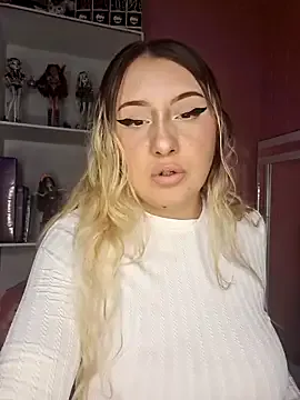 AllaTousNew – webcam model profile photo Image 16