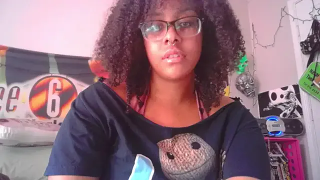 baeasian – webcam model profile photo Image 4