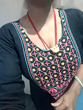 AnnAbbey – webcam model profile photo Image 2