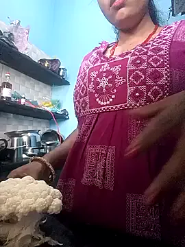 AnnAbbey – webcam model profile photo Image 4