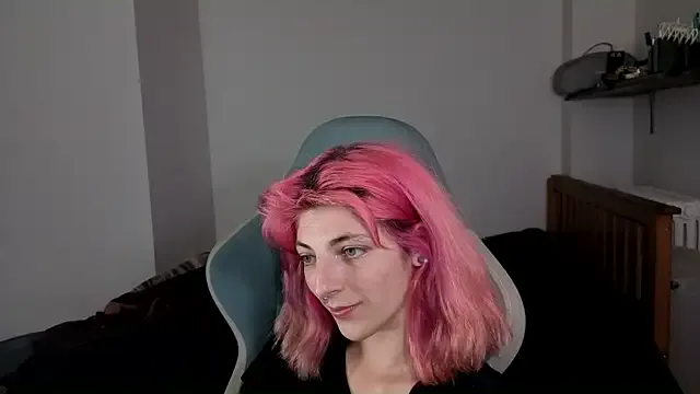 EsmeBrowm – webcam model profile photo Image 13