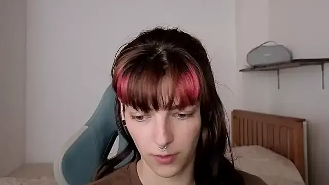 EsmeBrowm – webcam model profile photo Image 5