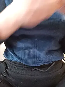 MiraKova – webcam model profile photo Image 7