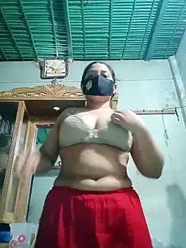 EsmeBrowm – webcam model profile photo Image 13