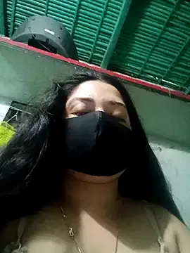 EsmeBrowm – webcam model profile photo Image 7